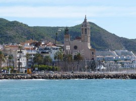 Sitges. Local comercial centre poble